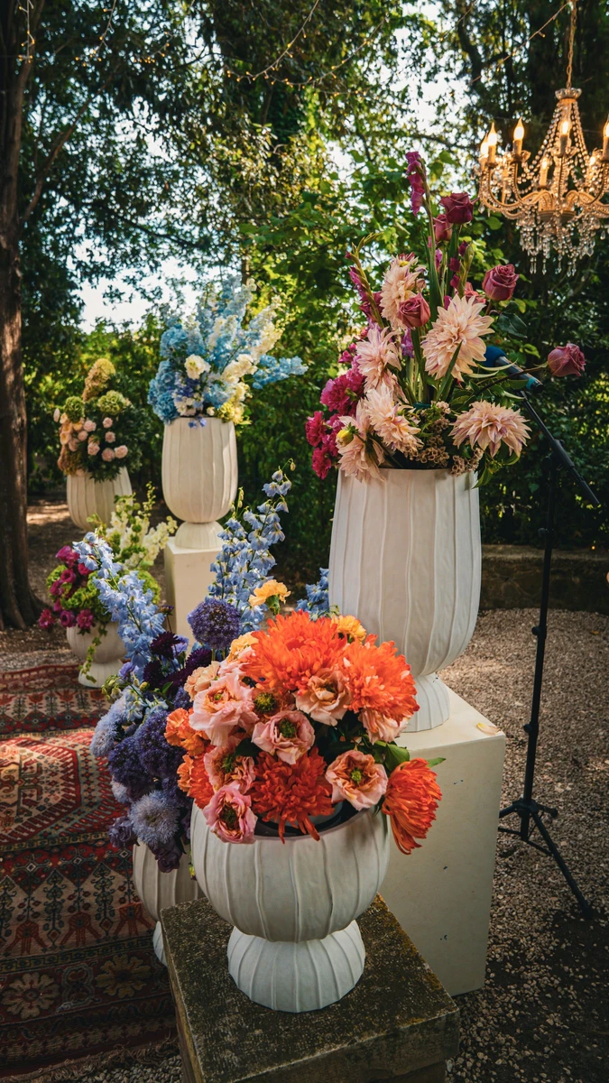 Floral design per cerimonia alla Badia di San Vittore