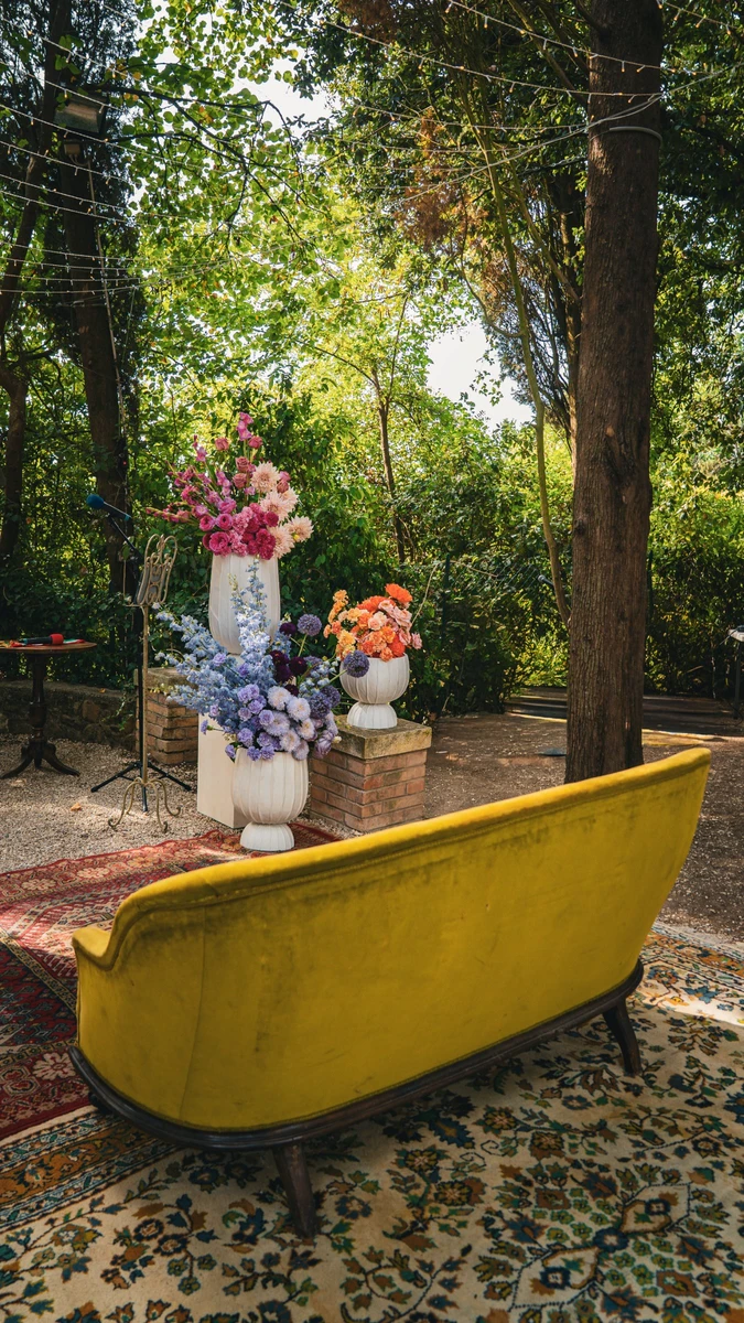 Floral design per cerimonia alla Badia di San Vittore