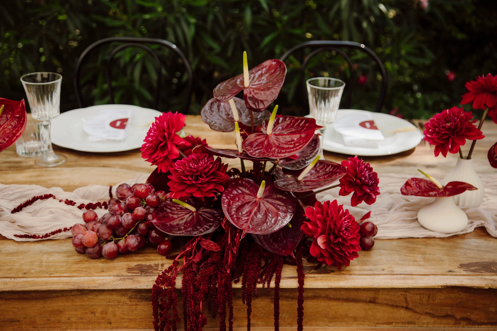 allestimento floreale matrimonio Badia di San Vittore, bouquet sposa Badia di San Vittore, fiori matrimonio Cingoli Marche